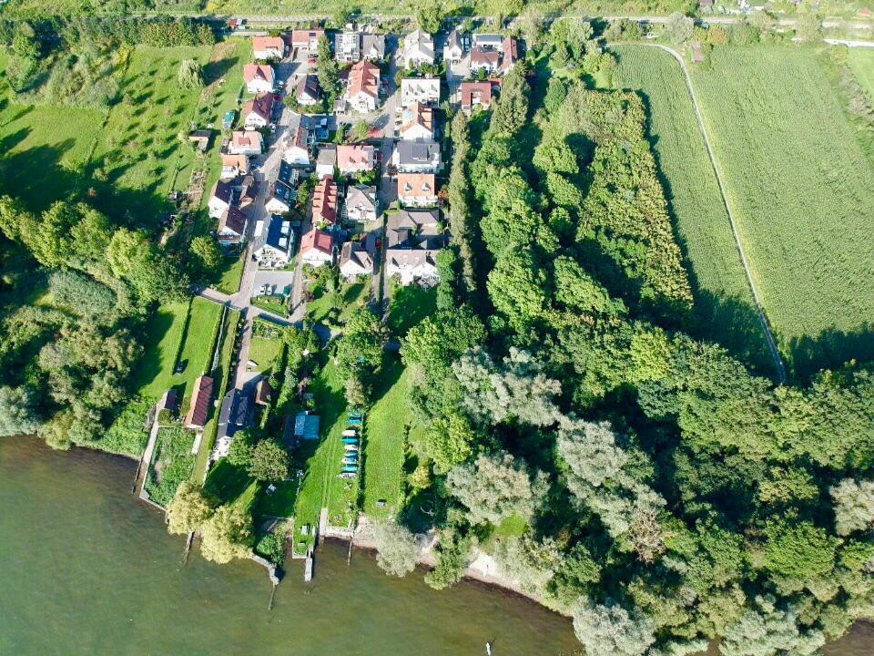 Ferien-Apartment Eisvogel Im Naturschutzgebiet Mit Privatstrand Friedrichshafen Ngoại thất bức ảnh